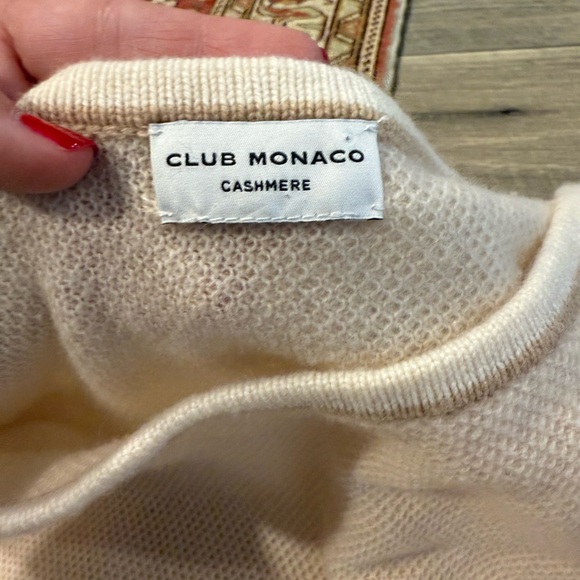 Club Monaco Cashmere Sweater - Picture 2 of 3